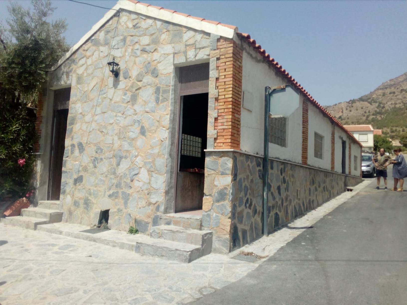 El lavadero tradicional de Zarzadilla de Totana ha sido renovado por alumnos de 4 programas de empleo desarrollados por el Ayuntamiento de Lorca